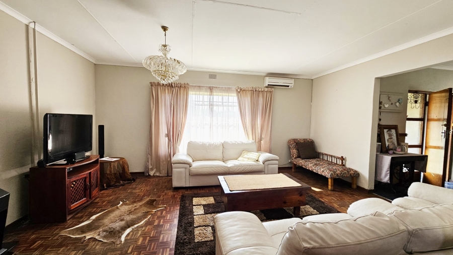 4 Bedroom Property for Sale in Vaalpark Free State
